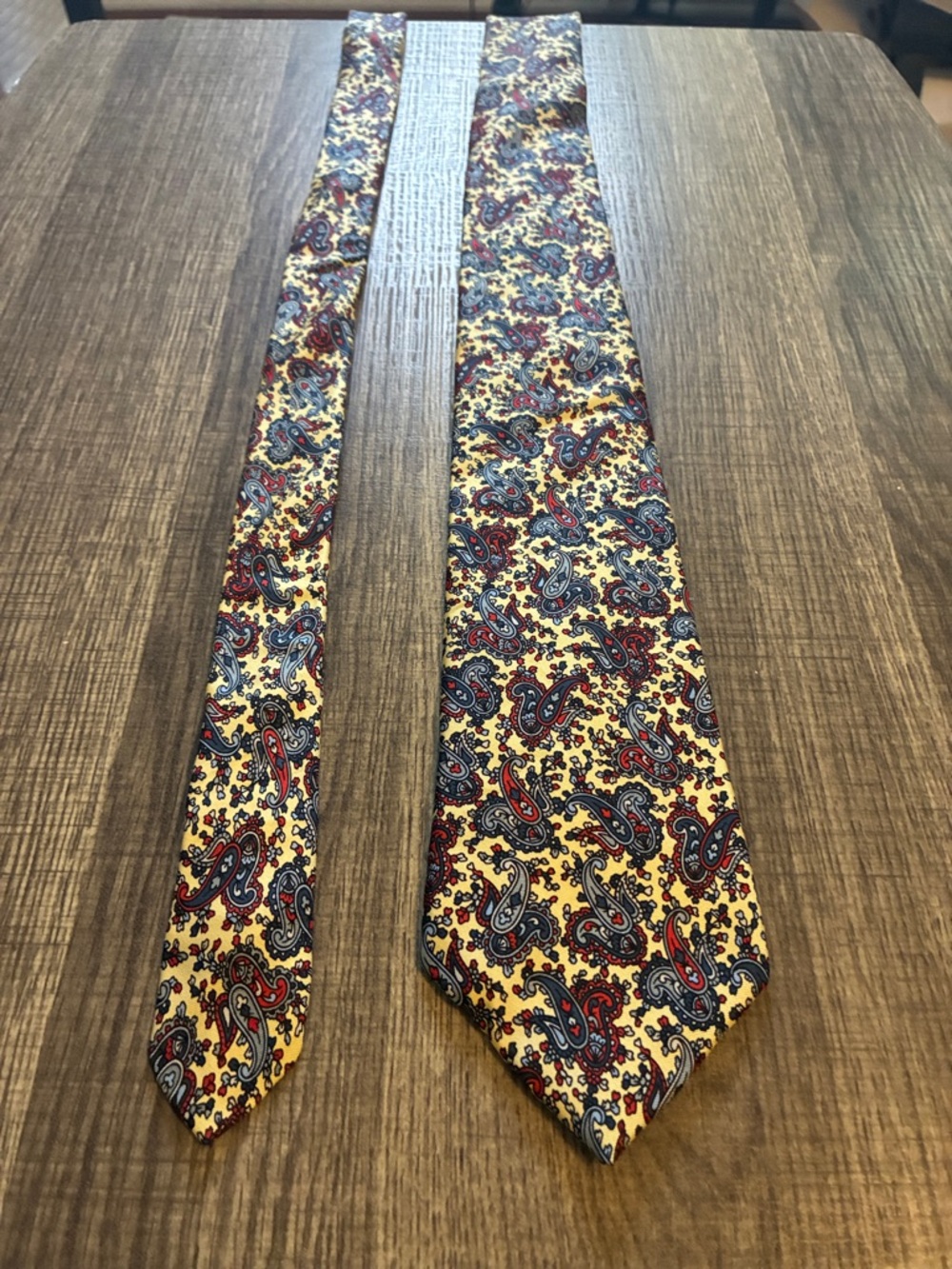 Classic Paisley Silk Tie in Yellow, Red & Blue